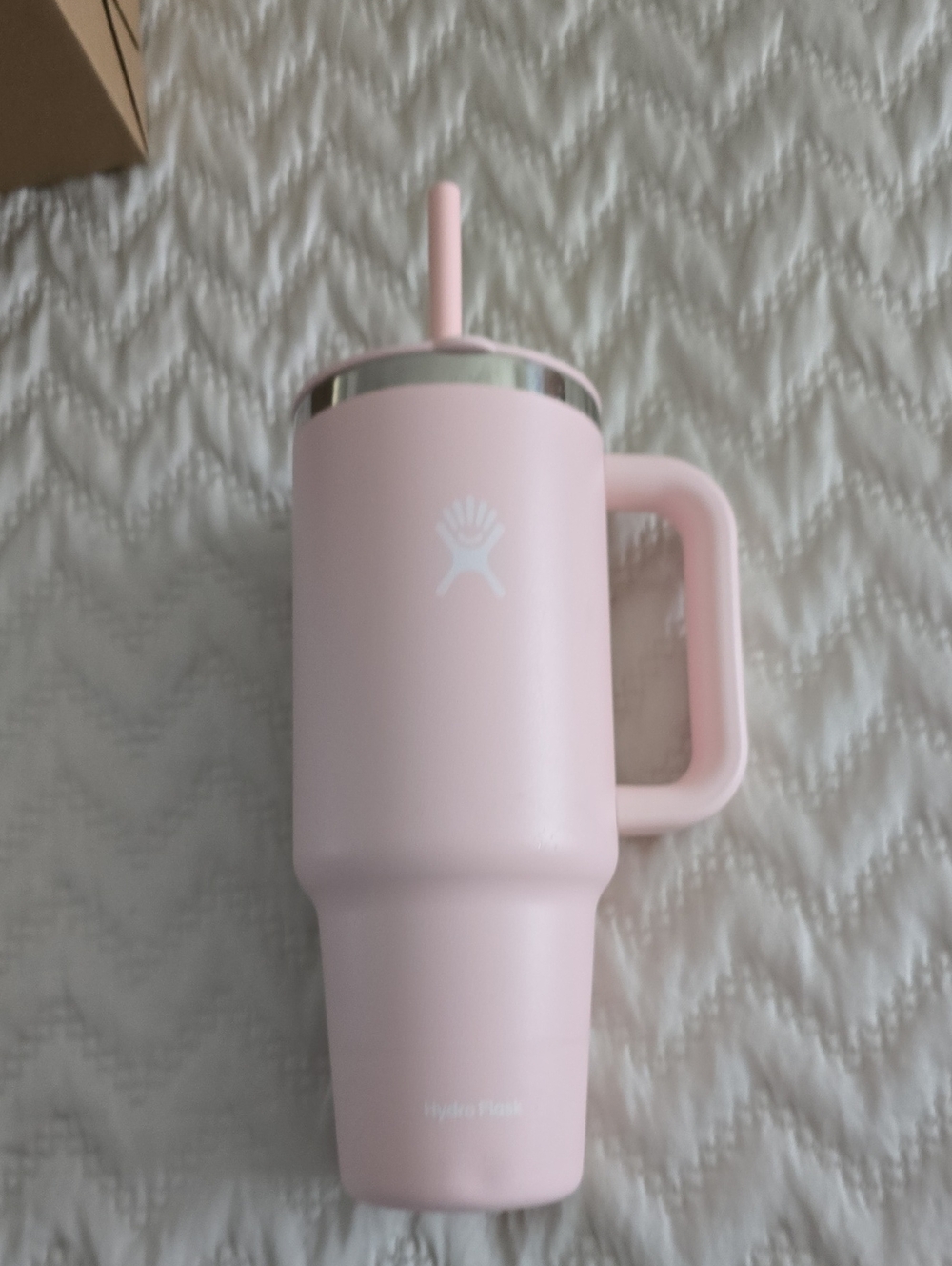 Hydro Flask Light Pink Travel Tumbler with Handle and Straw